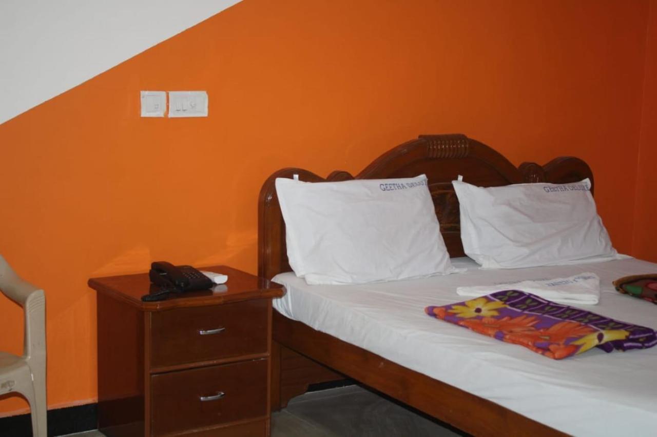 Hotel Sudhiksha Deluxe Rameshwaram Exterior photo