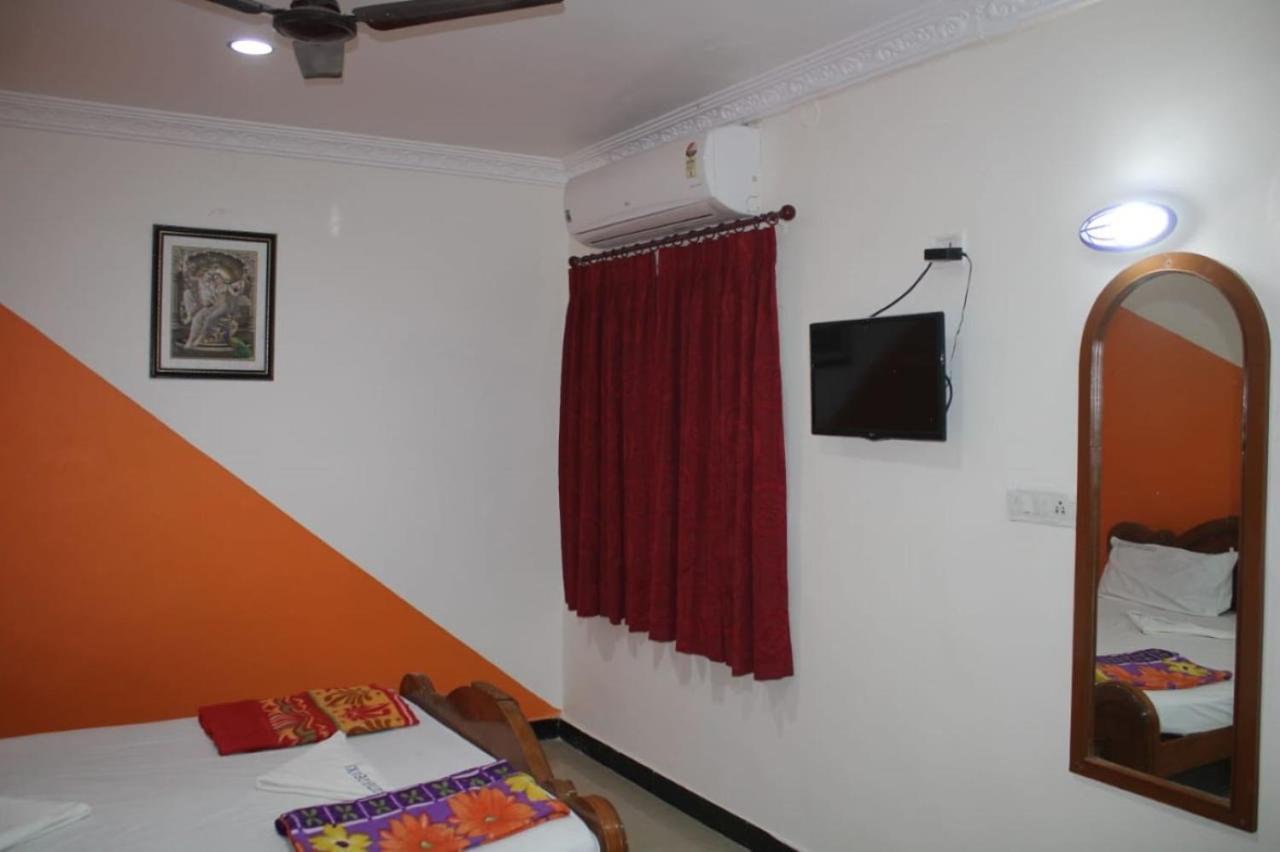 Hotel Sudhiksha Deluxe Rameshwaram Exterior photo